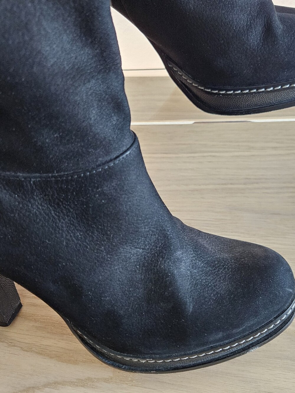 COLE HANN | women's suede boots - Picture 6 of 6